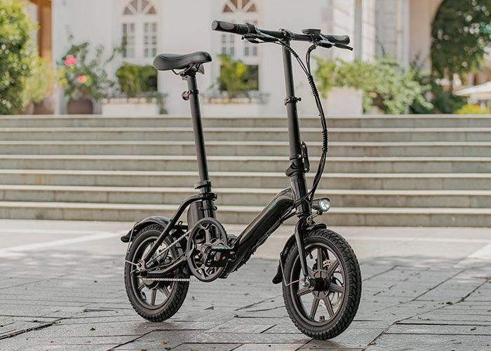 Fiido D3 Pro electric bike black side view with mudguard and headlight outdoors